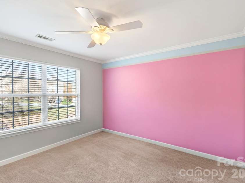 1458 Bedlington Drive, Charlotte, NC 28269.  MLS# CAR4338166, YatesRealty ID 12263. 