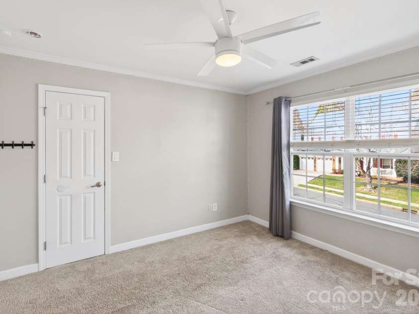 1458 Bedlington Drive, Charlotte, NC 28269.  MLS# CAR4338166, YatesRealty ID 12263. 