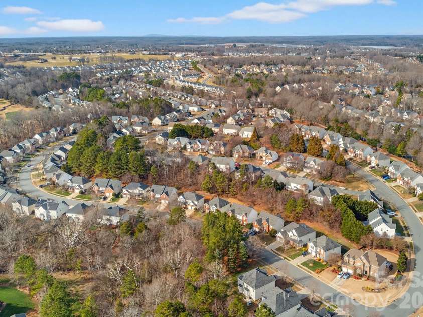 1458 Bedlington Drive, Charlotte, NC 28269.  MLS# CAR4338166, YatesRealty ID 12263. 