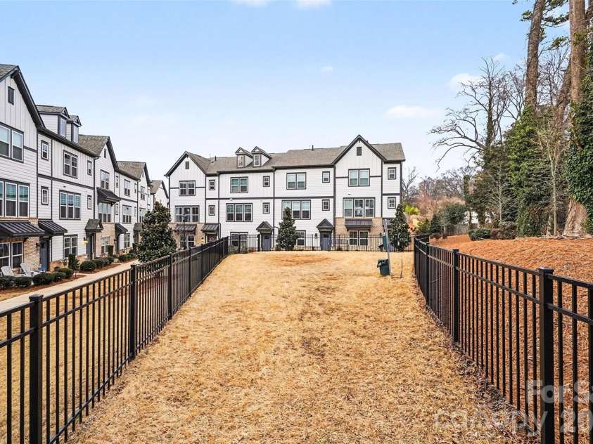 7017 Running Spring Drive, Charlotte, NC 28205.  MLS# CAR4346038, YatesRealty ID 12263. 