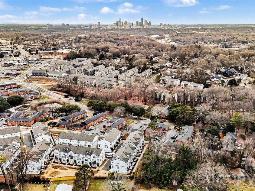 7017 Running Spring Drive, Charlotte, NC 28205.  MLS# CAR4346038, YatesRealty ID 12263. 