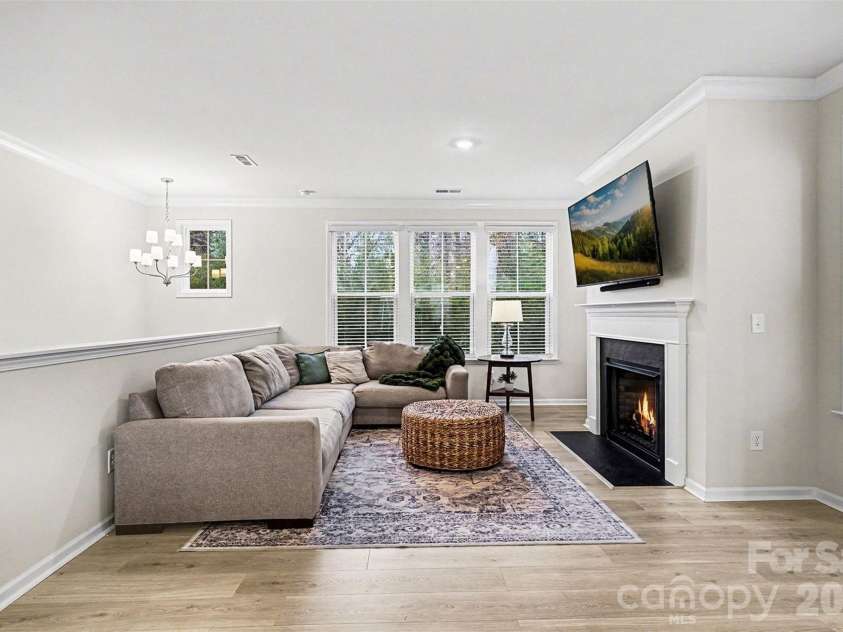 7017 Running Spring Drive, Charlotte, NC 28205.  MLS# CAR4346038, YatesRealty ID 12263. 