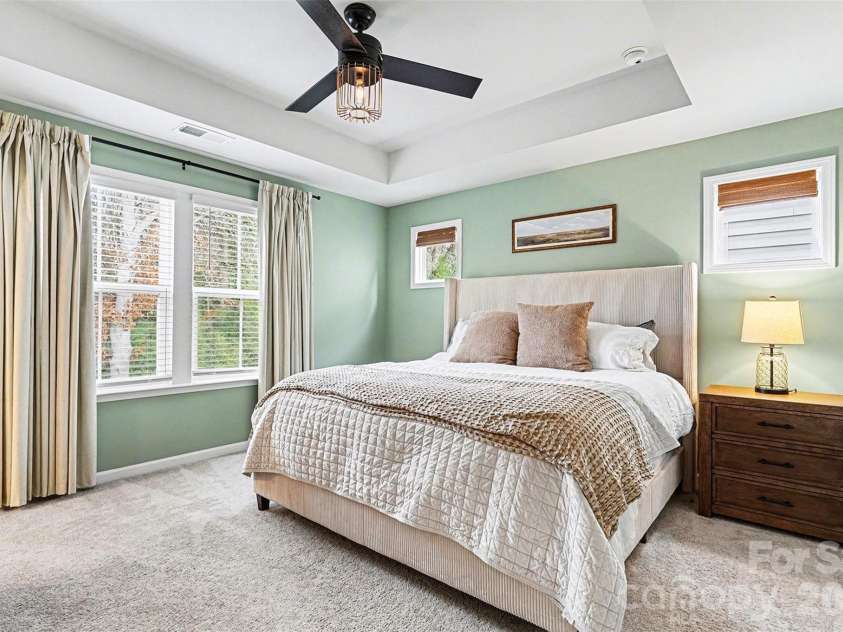 7017 Running Spring Drive, Charlotte, NC 28205.  MLS# CAR4346038, YatesRealty ID 12263. Primary bedroom