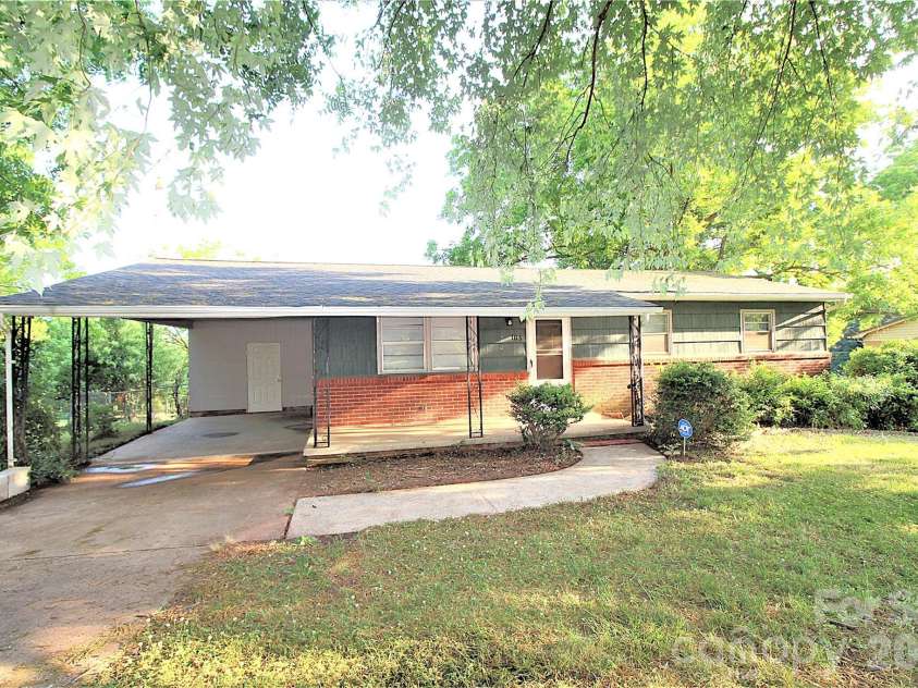 105 Delmar Road, Shelby, NC 28152.  MLS# CAR4367635, YatesRealty ID 12264. 