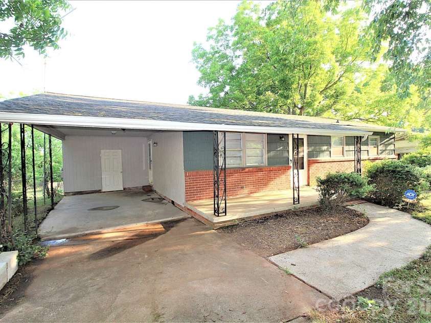 105 Delmar Road, Shelby, NC 28152.  MLS# CAR4367635, YatesRealty ID 12264. 