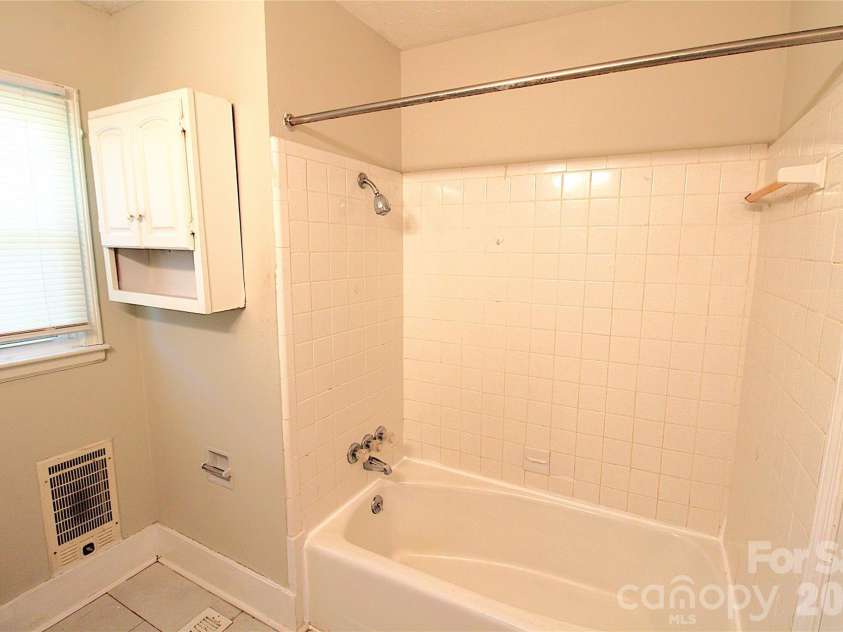 105 Delmar Road, Shelby, NC 28152.  MLS# CAR4367635, YatesRealty ID 12264. 