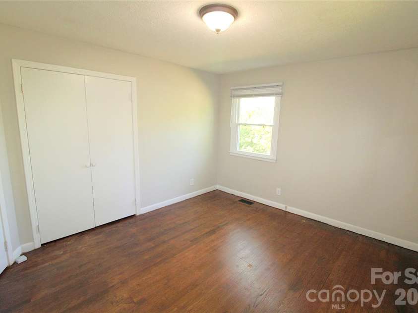 105 Delmar Road, Shelby, NC 28152.  MLS# CAR4367635, YatesRealty ID 12264. 