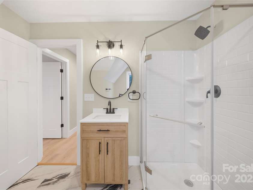 20 Rash Road, Asheville, NC 28806.  MLS# CAR4308785, YatesRealty ID 12266. 