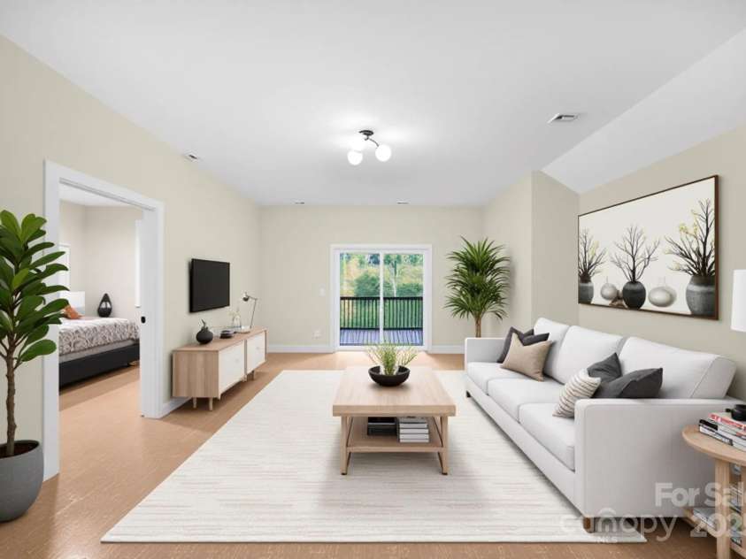 20 Rash Road, Asheville, NC 28806.  MLS# CAR4308785, YatesRealty ID 12266. 