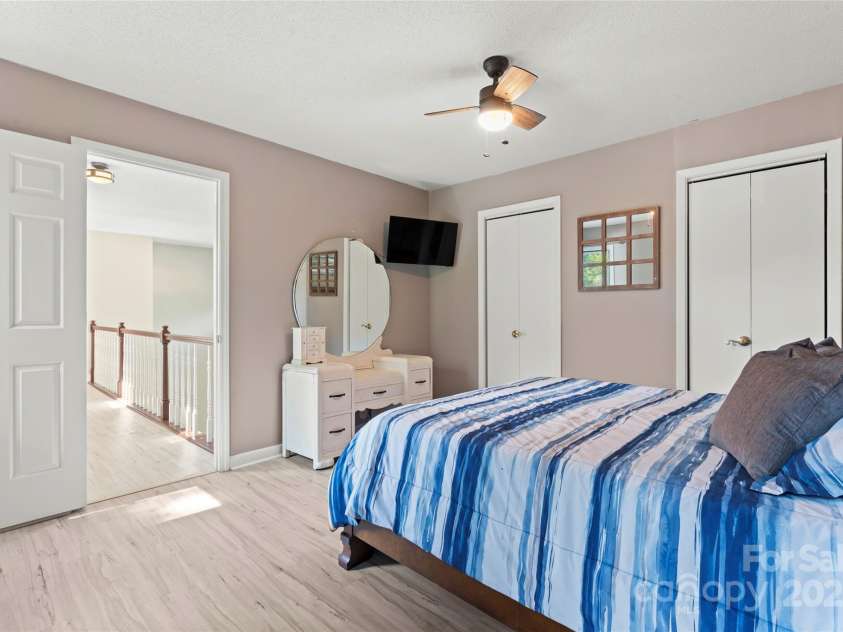 35 Heritage Drive, Clover, SC 29710.  MLS# CAR4317648, YatesRealty ID 12267. 