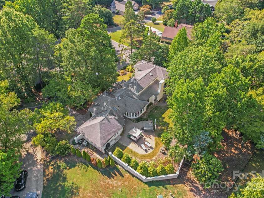 35 Heritage Drive, Clover, SC 29710.  MLS# CAR4317648, YatesRealty ID 12267. 
