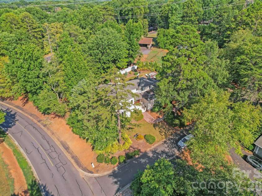 35 Heritage Drive, Clover, SC 29710.  MLS# CAR4317648, YatesRealty ID 12267. 