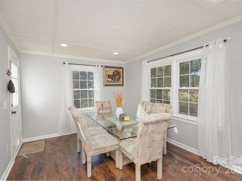 1201 Edgefield Avenue, Gastonia, NC 28052.  MLS# CAR4227953, YatesRealty ID 12269. 