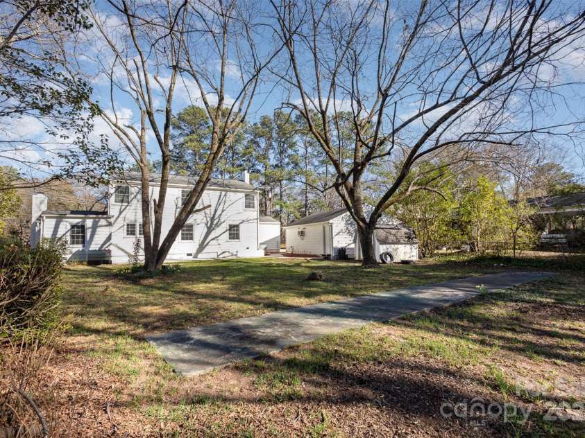 1201 Edgefield Avenue, Gastonia, NC 28052.  MLS# CAR4227953, YatesRealty ID 12269. 