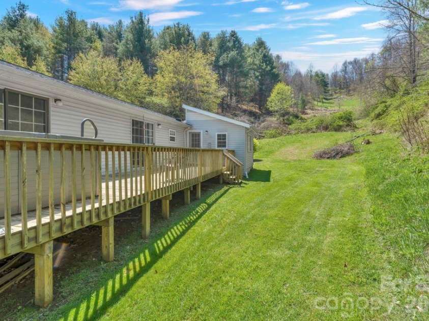 228 Vilas Overlook Drive, Vilas, NC 28692.  MLS# CAR4369701, YatesRealty ID 12269. 