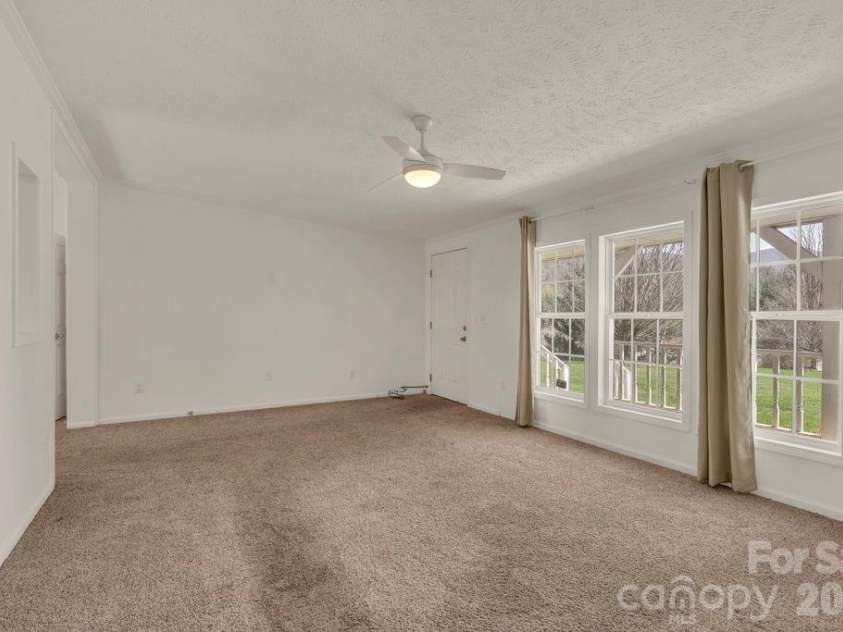 228 Vilas Overlook Drive, Vilas, NC 28692.  MLS# CAR4369701, YatesRealty ID 12269. 