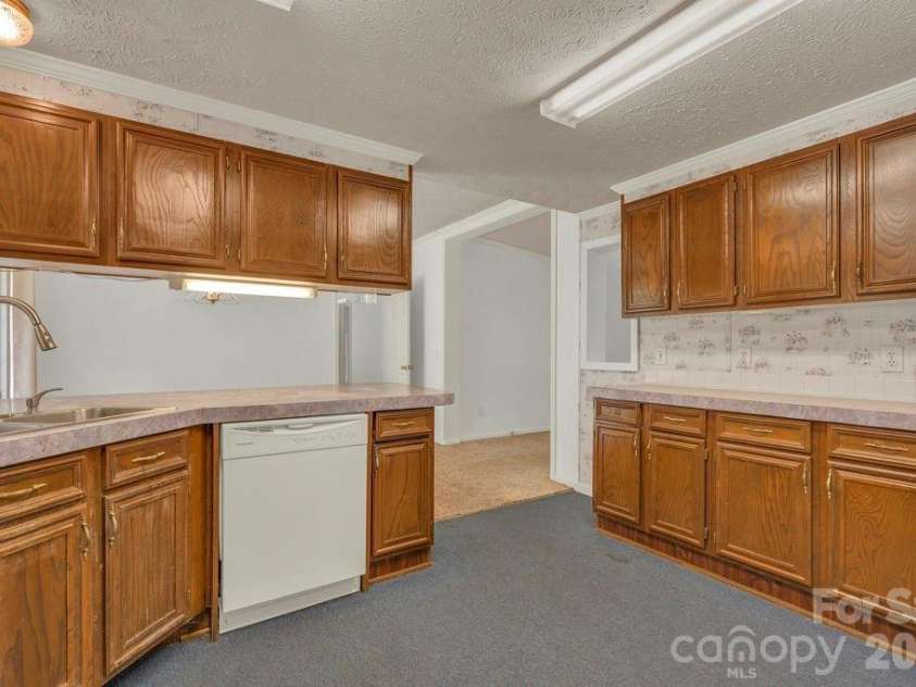 228 Vilas Overlook Drive, Vilas, NC 28692.  MLS# CAR4369701, YatesRealty ID 12269. 
