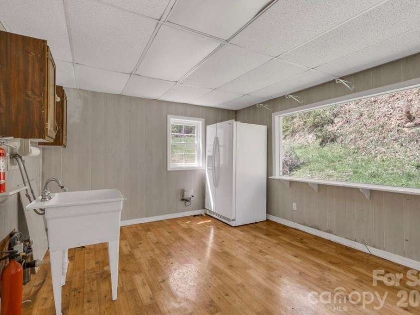 228 Vilas Overlook Drive, Vilas, NC 28692.  MLS# CAR4369701, YatesRealty ID 12269. 