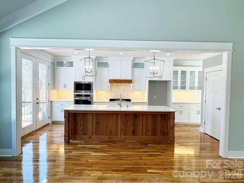 3635 46th Avenue, Hickory, NC 28601.  MLS# CAR4335990, YatesRealty ID 1227. Kitchen