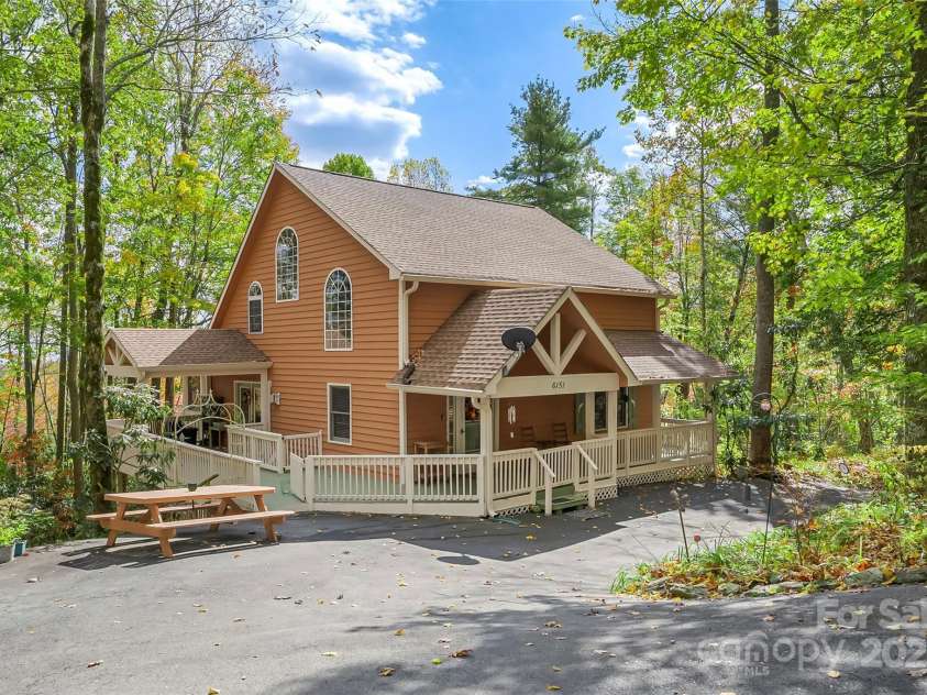 6151 Hemlock Lane, Newland, NC 28657.  MLS# CAR4316392, YatesRealty ID 1227. 