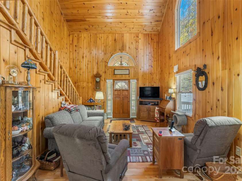 6151 Hemlock Lane, Newland, NC 28657.  MLS# CAR4316392, YatesRealty ID 1227. 