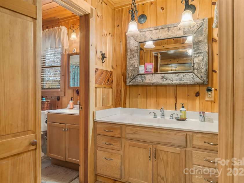 6151 Hemlock Lane, Newland, NC 28657.  MLS# CAR4316392, YatesRealty ID 1227. 