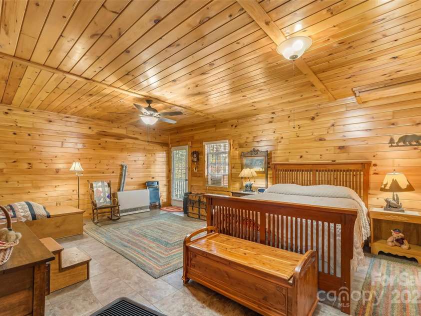 6151 Hemlock Lane, Newland, NC 28657.  MLS# CAR4316392, YatesRealty ID 1227. 