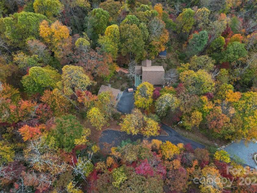 6151 Hemlock Lane, Newland, NC 28657.  MLS# CAR4316392, YatesRealty ID 1227. 