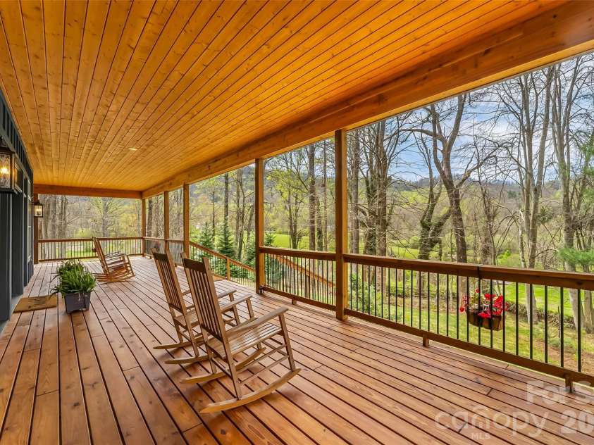 628 Brush Creek Road, Fairview, NC 28730.  MLS# CAR4367242, YatesRealty ID 12270. 