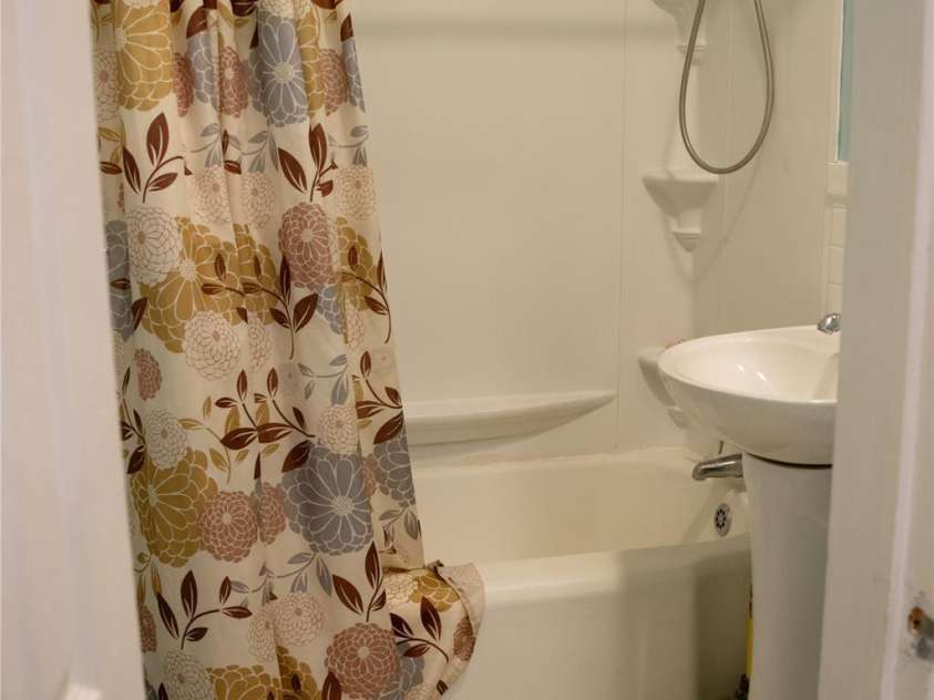 925 Grace Avenue, Lancaster, SC 29720.  MLS# CAR4254524, YatesRealty ID 12270. 