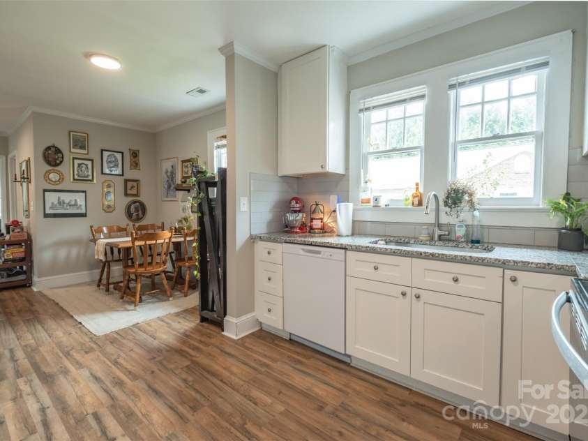 1001 Lee Avenue, Kannapolis, NC 28081.  MLS# CAR4238617, YatesRealty ID 12272. 