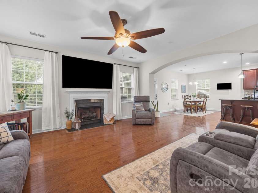 1206 Bottle Brush Lane, Harrisburg, NC 28075.  MLS# CAR4363111, YatesRealty ID 12273. 