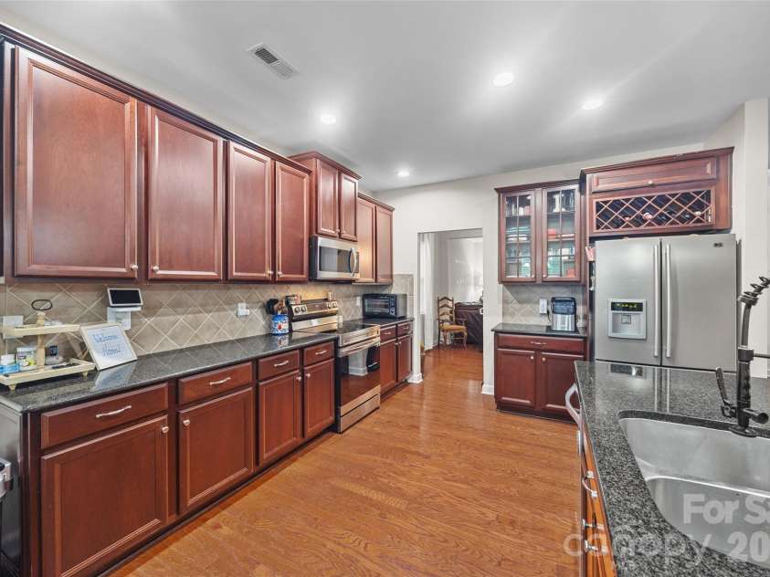 1206 Bottle Brush Lane, Harrisburg, NC 28075.  MLS# CAR4363111, YatesRealty ID 12273. Kitchen