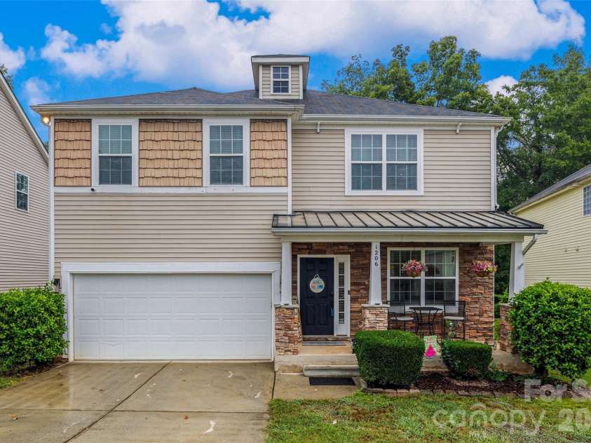 1206 Bottle Brush Lane, Harrisburg, NC 28075.  MLS# CAR4363111, YatesRealty ID 12273. Welcome Home