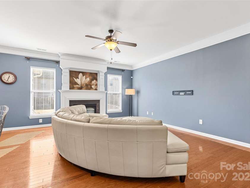 160 Millen Drive, Mooresville, NC 28115.  MLS# CAR4207383, YatesRealty ID 12273. 
