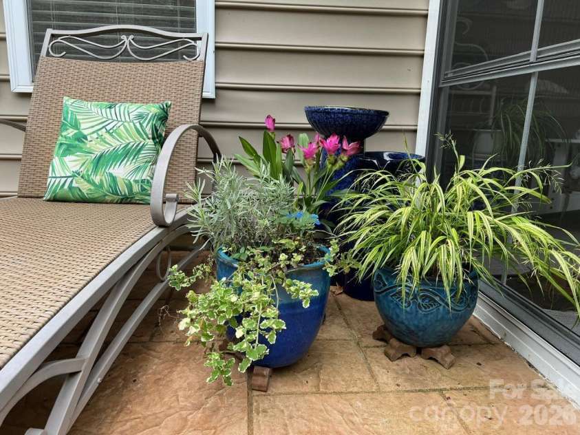 1104 Aringill Lane, Matthews, NC 28104.  MLS# CAR4354119, YatesRealty ID 12276. 
