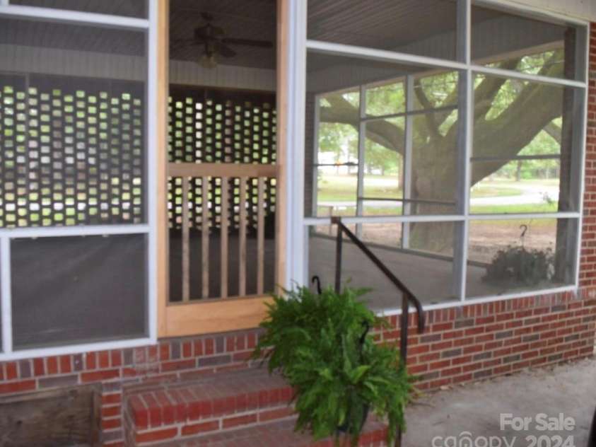 703 Blackmon Street, Bethune, SC 29009.  MLS# CAR4201231, YatesRealty ID 12276. 