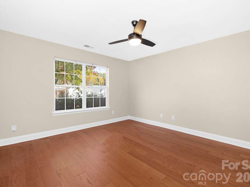 2012 Pheasant Glen Road, Charlotte, NC 28214.  MLS# CAR4365870, YatesRealty ID 12277. 