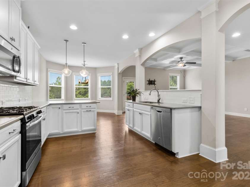 9303 Raven Top Drive, Mint Hill, NC 28227.  MLS# CAR4247520, YatesRealty ID 12277. 