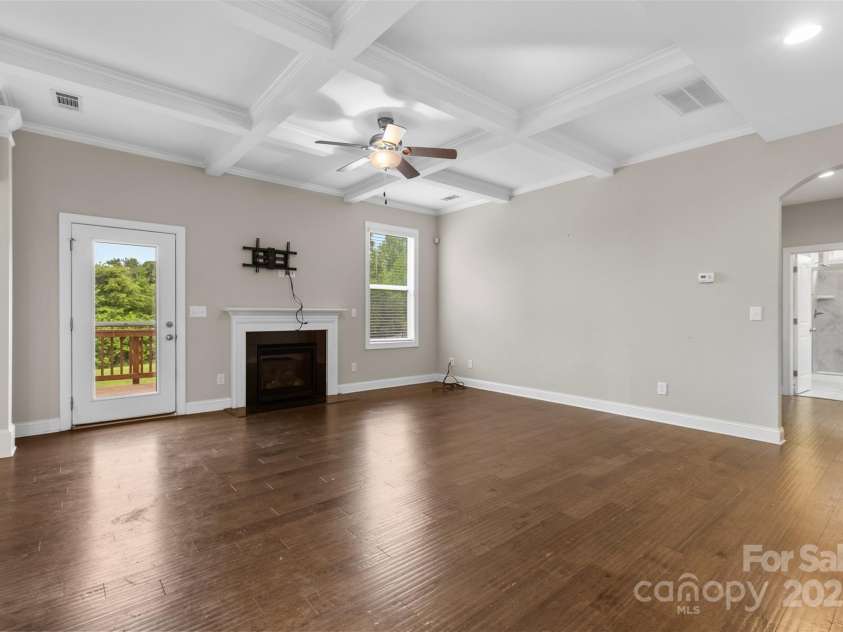 9303 Raven Top Drive, Mint Hill, NC 28227.  MLS# CAR4247520, YatesRealty ID 12277. 