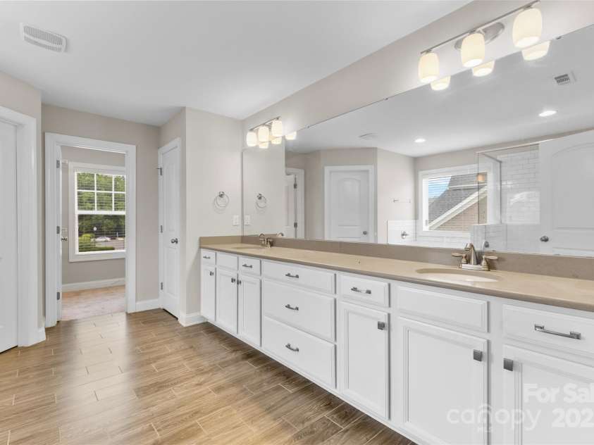 9303 Raven Top Drive, Mint Hill, NC 28227.  MLS# CAR4247520, YatesRealty ID 12277. 