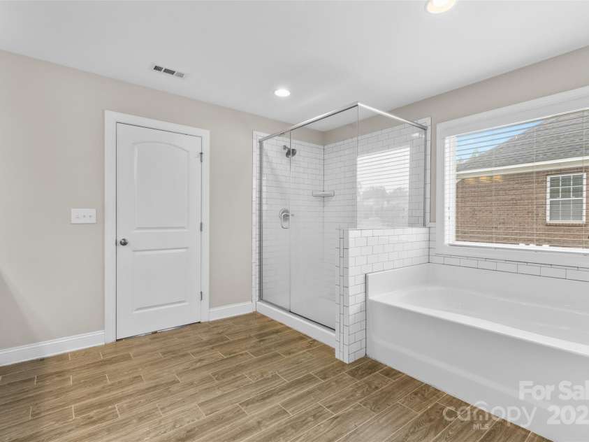 9303 Raven Top Drive, Mint Hill, NC 28227.  MLS# CAR4247520, YatesRealty ID 12277. 