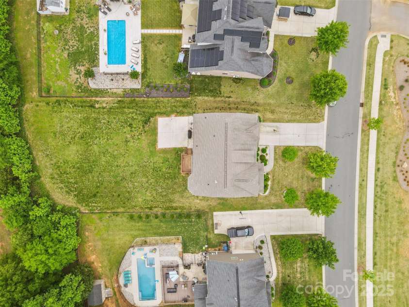 9303 Raven Top Drive, Mint Hill, NC 28227.  MLS# CAR4247520, YatesRealty ID 12277. 