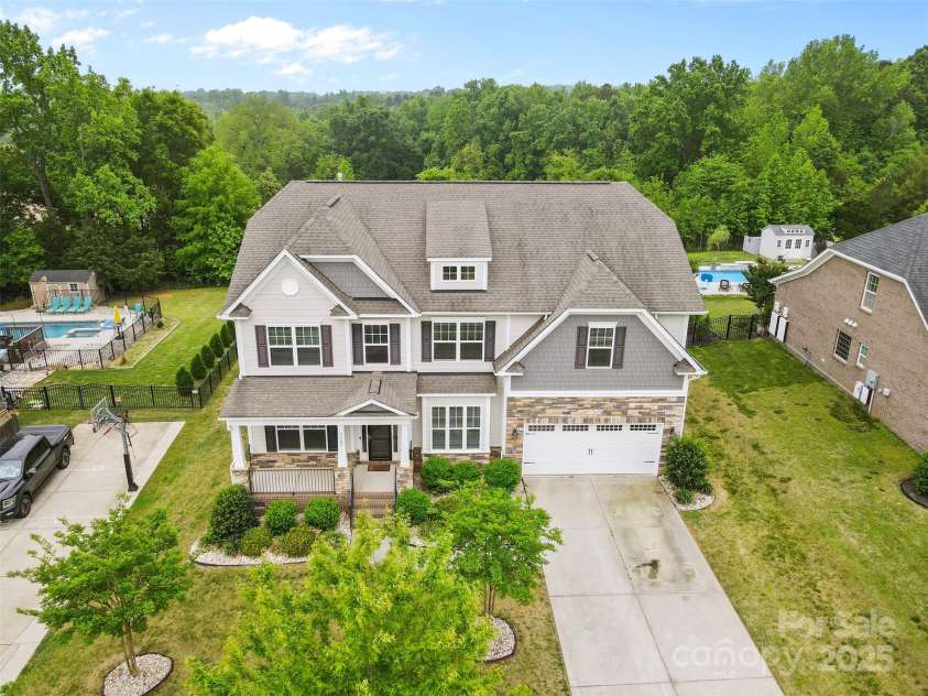 9303 Raven Top Drive, Mint Hill, NC 28227.  MLS# CAR4247520, YatesRealty ID 12277. 