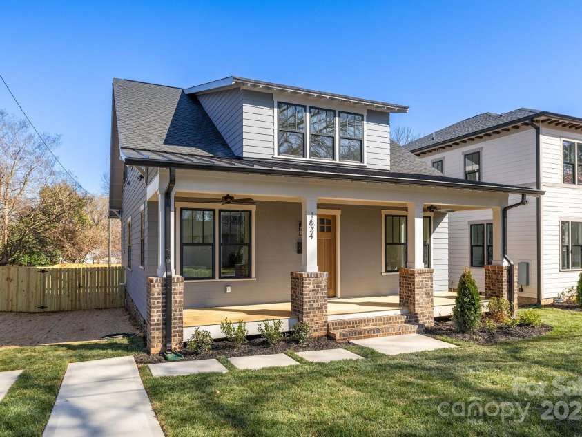 1824 Haines Street, Charlotte, NC 28216.  MLS# CAR4222128, YatesRealty ID 12278. Front of house