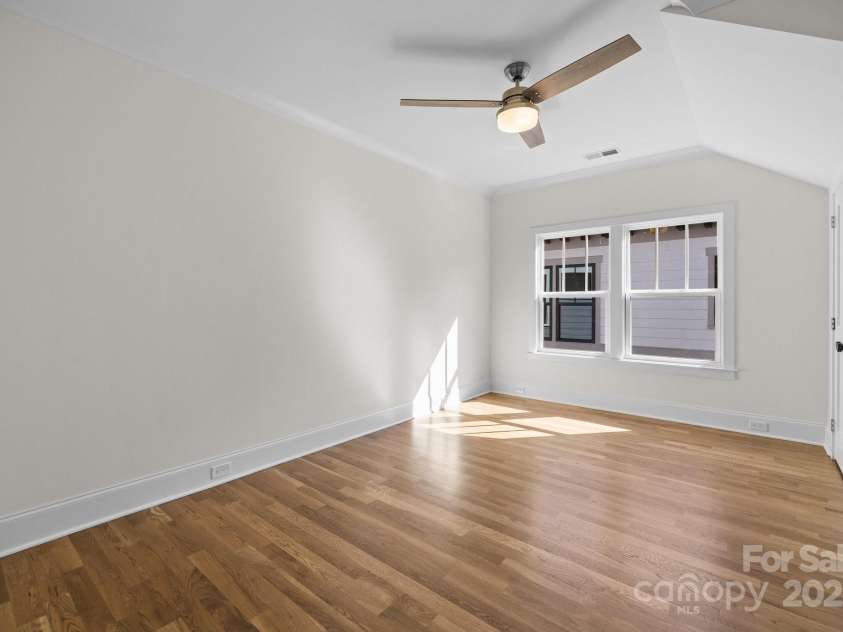 1824 Haines Street, Charlotte, NC 28216.  MLS# CAR4222128, YatesRealty ID 12278. Upstairs bedroom
