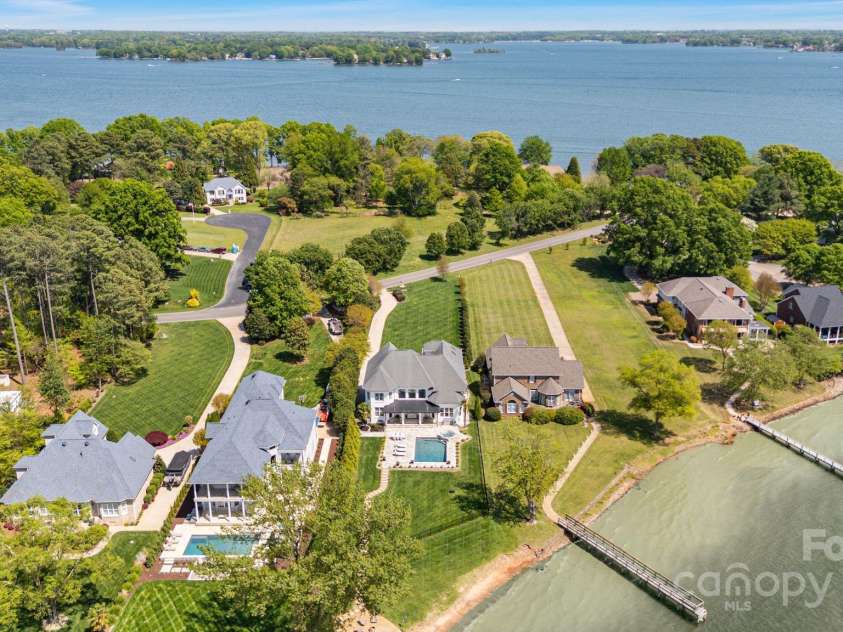 356 Yacht Road, Mooresville, NC 28117.  MLS# CAR4249554, YatesRealty ID 12280. Overhead View