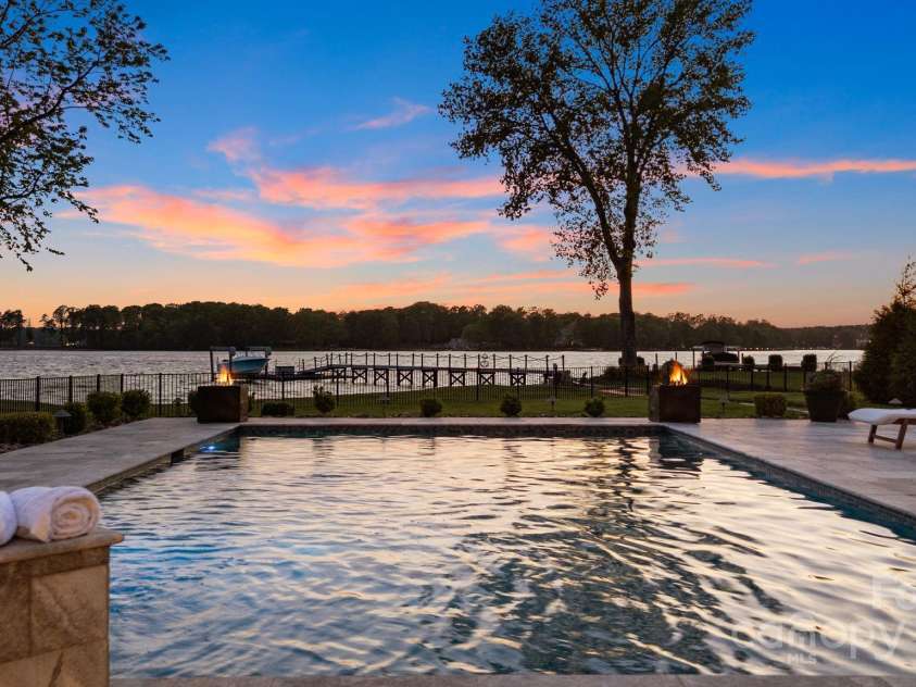 356 Yacht Road, Mooresville, NC 28117.  MLS# CAR4249554, YatesRealty ID 12280. Pool & Spa