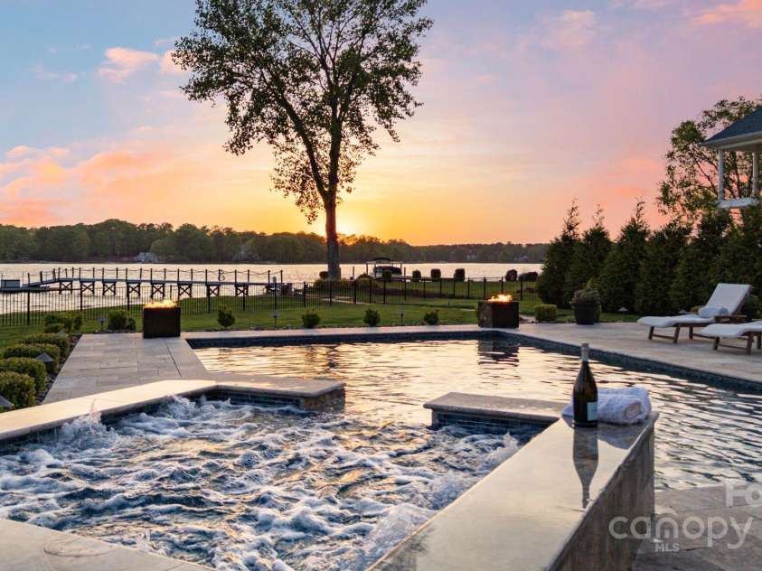 356 Yacht Road, Mooresville, NC 28117.  MLS# CAR4249554, YatesRealty ID 12280. Pool & Spa