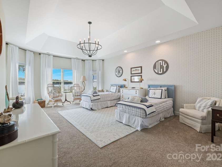 356 Yacht Road, Mooresville, NC 28117.  MLS# CAR4249554, YatesRealty ID 12280. Secondary Primary Bedroom